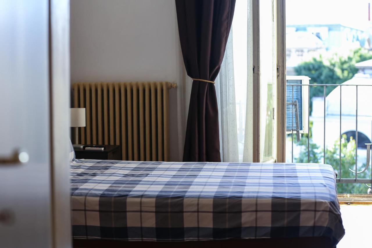 Charming Studio With City View Bucharest Exterior photo